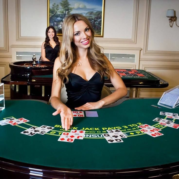 Fitur lengkap Aplikasi 605apk – slot, live casino, dan taruhan olahraga dalam satu platform